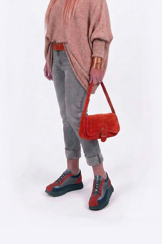Dress sneakers in burgundy red, denim blue and navy blue leather with thick rubber soles and round toe - Worn view